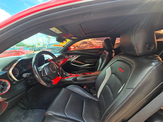 2018 Chevrolet Camaro  - 23050221 - 4