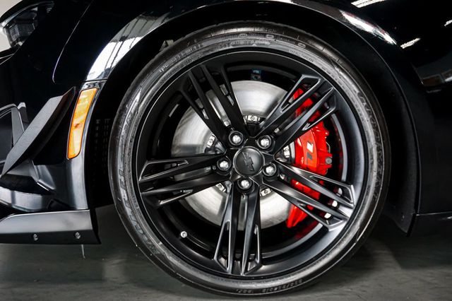 2018 Chevrolet Camaro *1LE Track Package* *6-Speed Manual* *Only 28 Miles* - 22894250 - 44