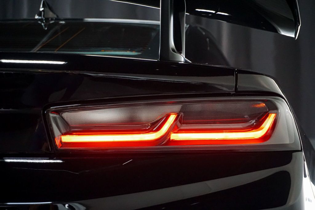 2018 Chevrolet Camaro *1LE Track Package* *6-Speed Manual* *Only 28 Miles* - 22894250 - 89