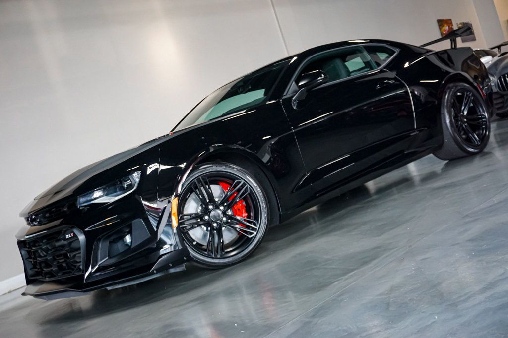 2018 Chevrolet Camaro *1LE Track Package* *6-Speed Manual* *Only 28 Miles* - 22894250 - 90