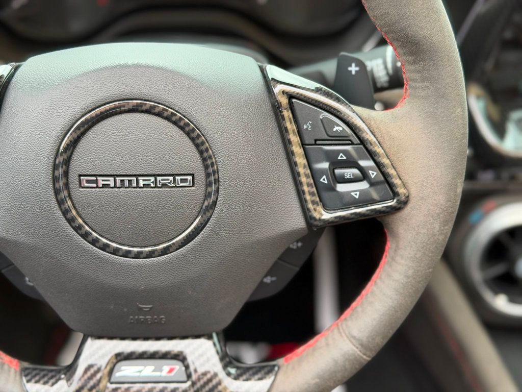 2018 Chevrolet Camaro 2dr Convertible ZL1 - 23033225 - 14