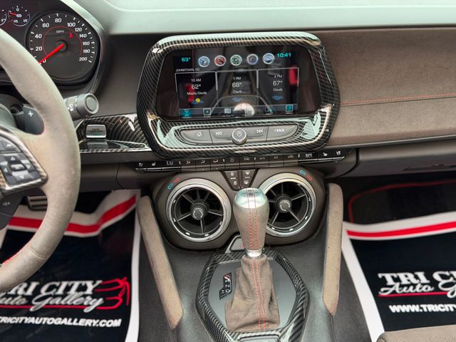 2018 Chevrolet Camaro 2dr Convertible ZL1 - 23033225 - 16