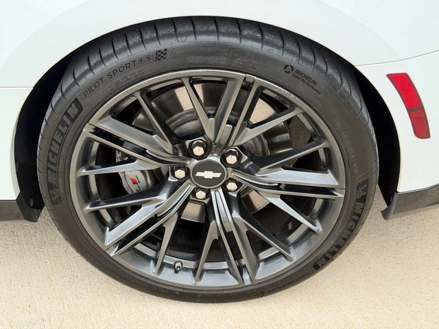 2018 Chevrolet Camaro 2dr Convertible ZL1 - 23033225 - 36