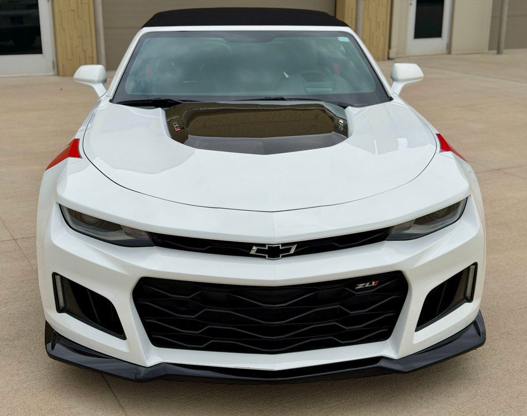 2018 Chevrolet Camaro 2dr Convertible ZL1 - 23033225 - 5