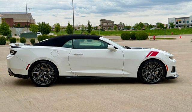 2018 Chevrolet Camaro 2dr Convertible ZL1 - 23033225 - 7