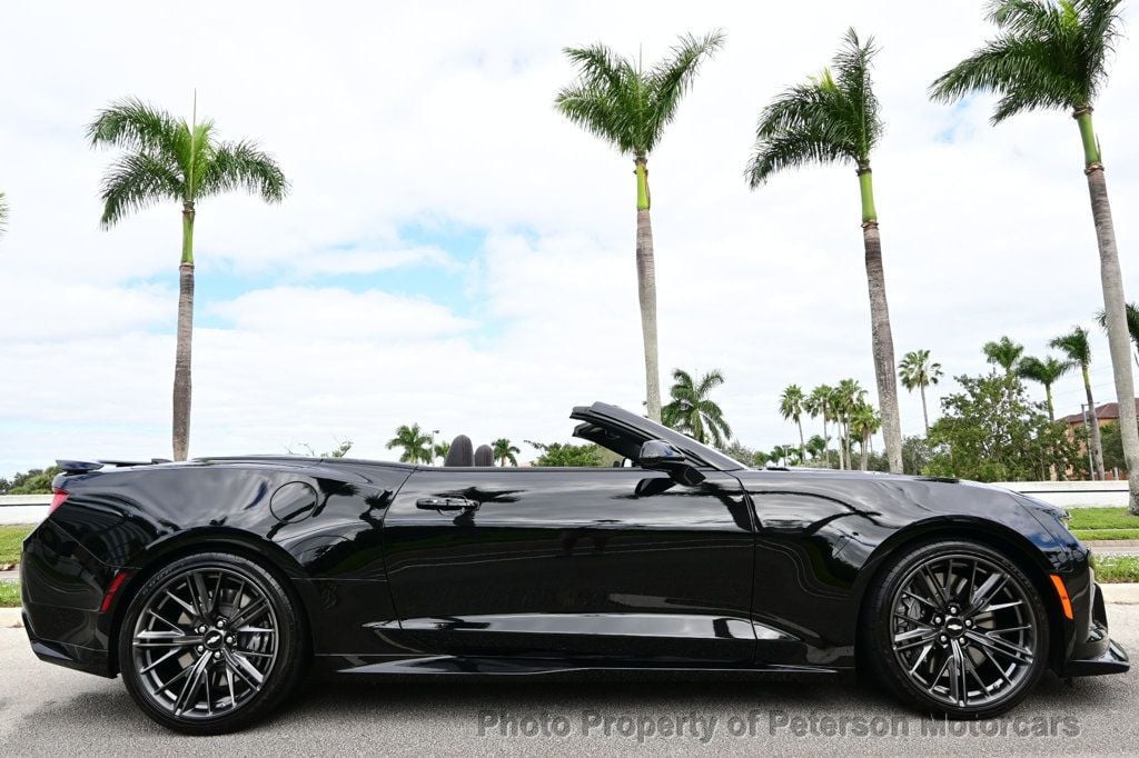 2018 Chevrolet Camaro 2dr Convertible ZL1 - 22675377 - 1