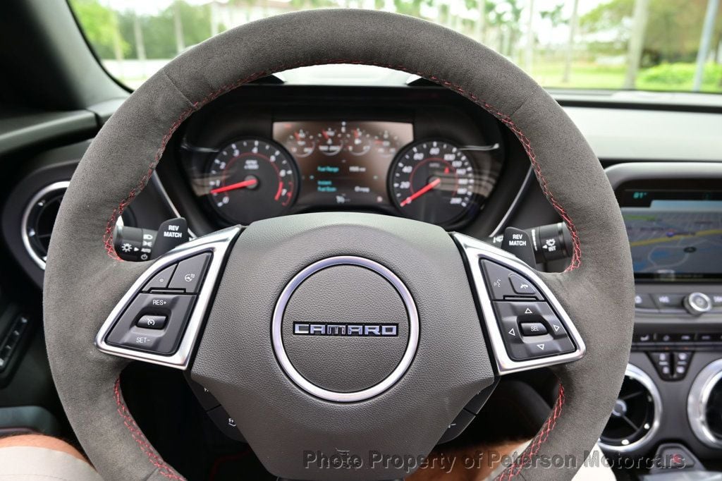 2018 Chevrolet Camaro 2dr Convertible ZL1 - 22675377 - 31