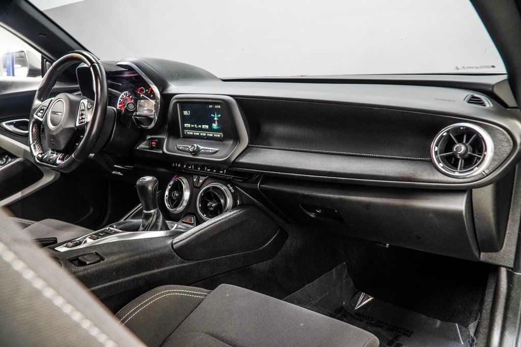2018 Chevrolet Camaro 1LS photo 15