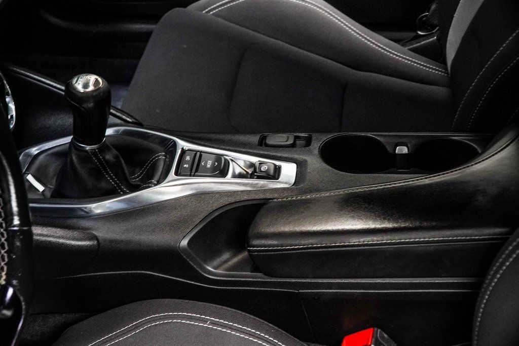 2018 Chevrolet Camaro 1LS photo 16