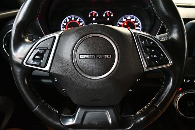 2018 Chevrolet Camaro 2dr Coupe 1LS - 23037788 - 30