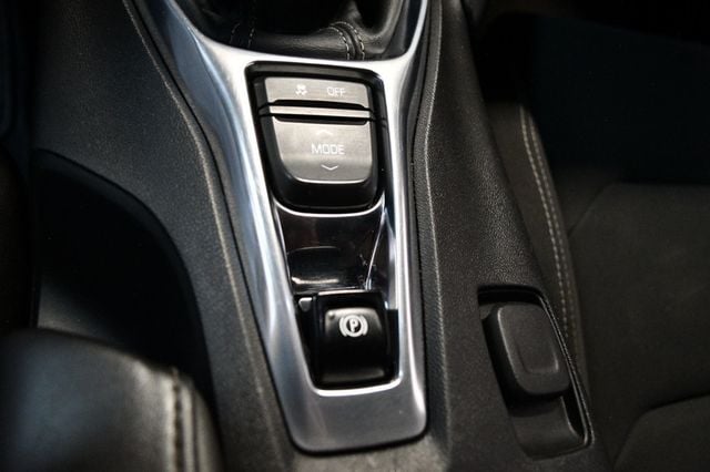 2018 Chevrolet Camaro 2dr Coupe 1LS - 23037788 - 54