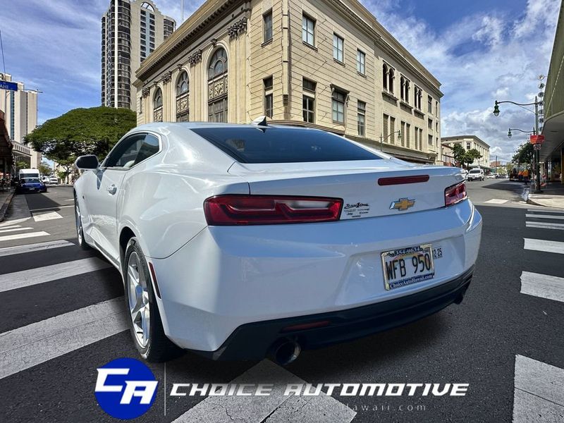 2018 Chevrolet Camaro 1LT photo 4