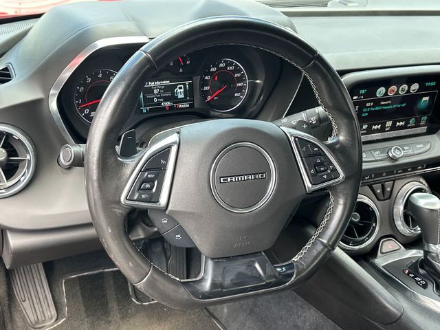 2018 Chevrolet Camaro 2dr Coupe 1LT - 22952234 - 17