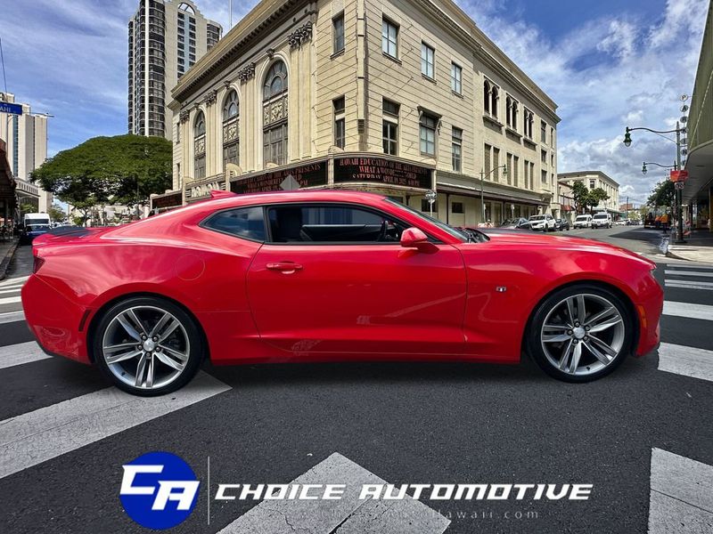 2018 Chevrolet Camaro 2dr Coupe 1LT - 22952234 - 8