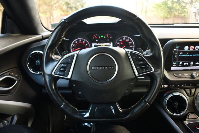 2018 Chevrolet Camaro 2dr Coupe 1LT - 23006199 - 21