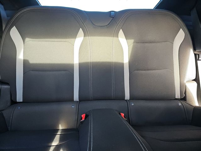 2018 Chevrolet Camaro 2dr Coupe 1LT - 22982239 - 12