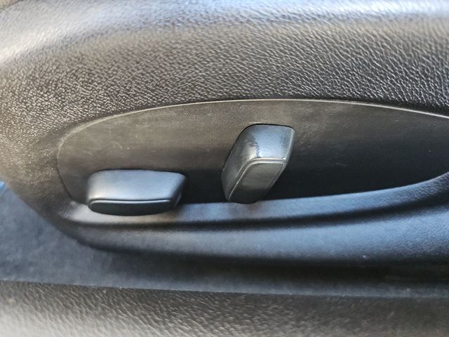 2018 Chevrolet Camaro 2dr Coupe 1LT - 22982239 - 16