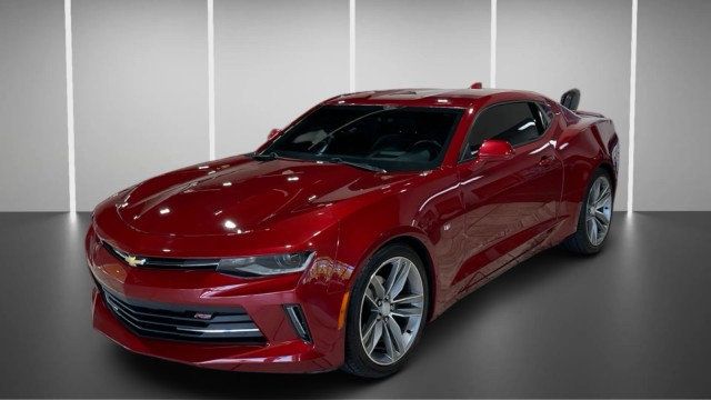 2018 Chevrolet Camaro 2dr Coupe 2LT - 23012831 - 9