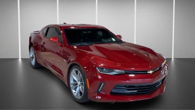 2018 Chevrolet Camaro 2dr Coupe 2LT - 23012831 - 1