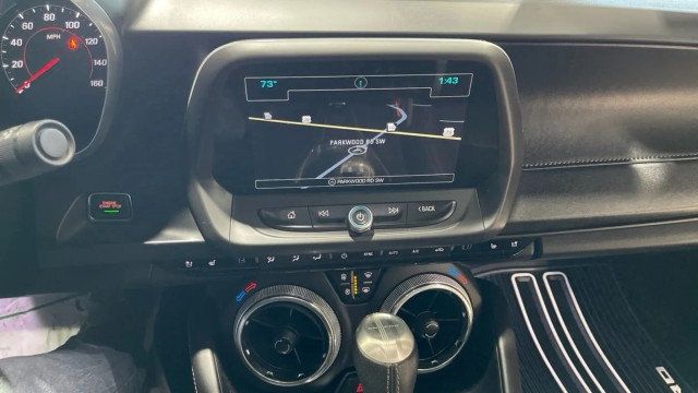 2018 Chevrolet Camaro 2dr Coupe 2LT - 23012831 - 21