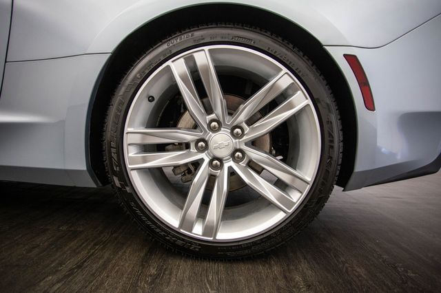 2018 Chevrolet Camaro 2dr Coupe 2LT - 22972577 - 40