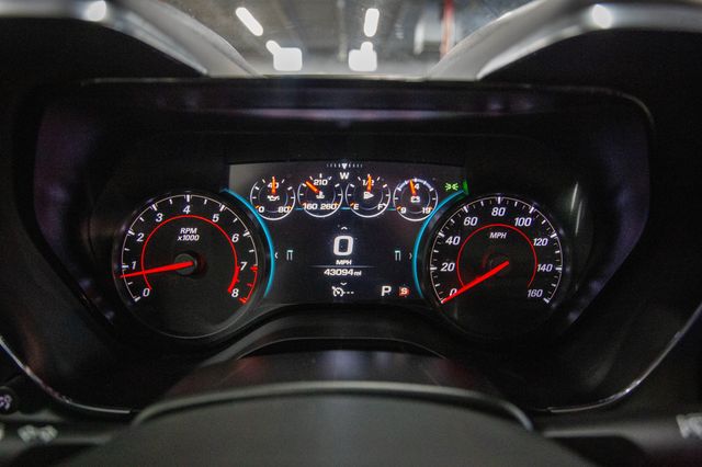 2018 Chevrolet Camaro 2dr Coupe 2LT - 22972577 - 4