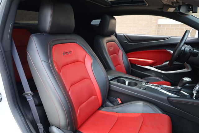 2018 Chevrolet Camaro 2dr Coupe 2SS - 22877808 - 18