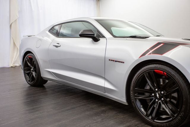 2018 Chevrolet Camaro 2dr Coupe 2SS - 22600059 - 29