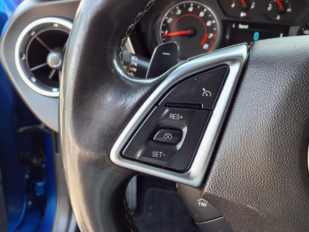 2018 Chevrolet Camaro 2dr Coupe LT w/1LT - 22930397 - 8