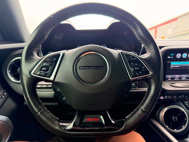 2018 Chevrolet Camaro 2dr Coupe SS w/2SS - 23018668 - 26