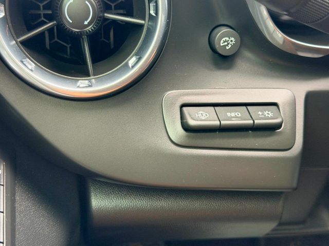 2018 Chevrolet Camaro 2dr Coupe SS w/2SS - 23018668 - 33