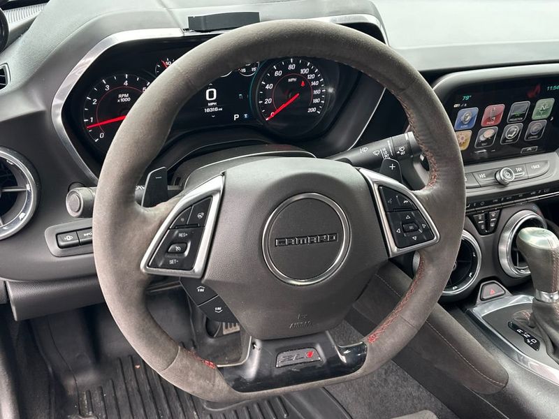 2018 Chevrolet Camaro 2dr Coupe ZL1 - 23011054 - 17