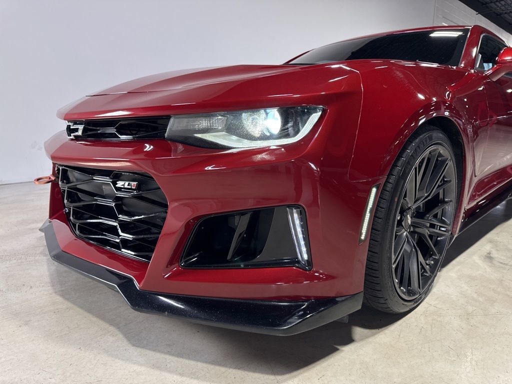2018 Chevrolet Camaro 2dr Coupe ZL1 - 22991864 - 9