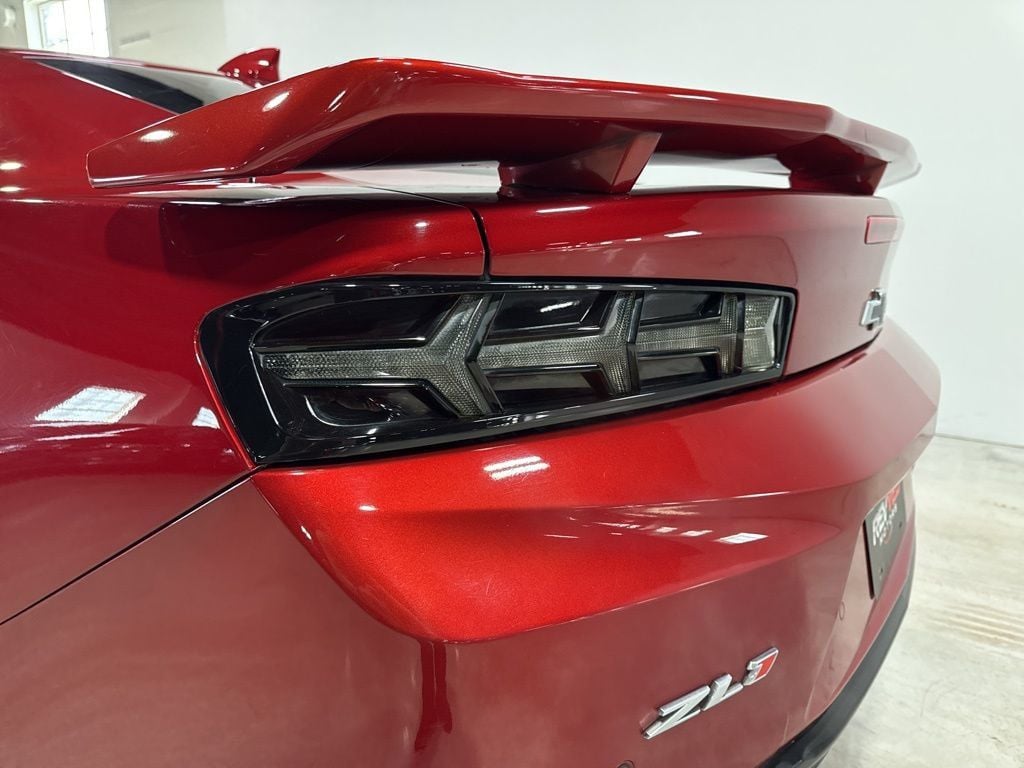 2018 Chevrolet Camaro 2dr Coupe ZL1 - 22991864 - 13