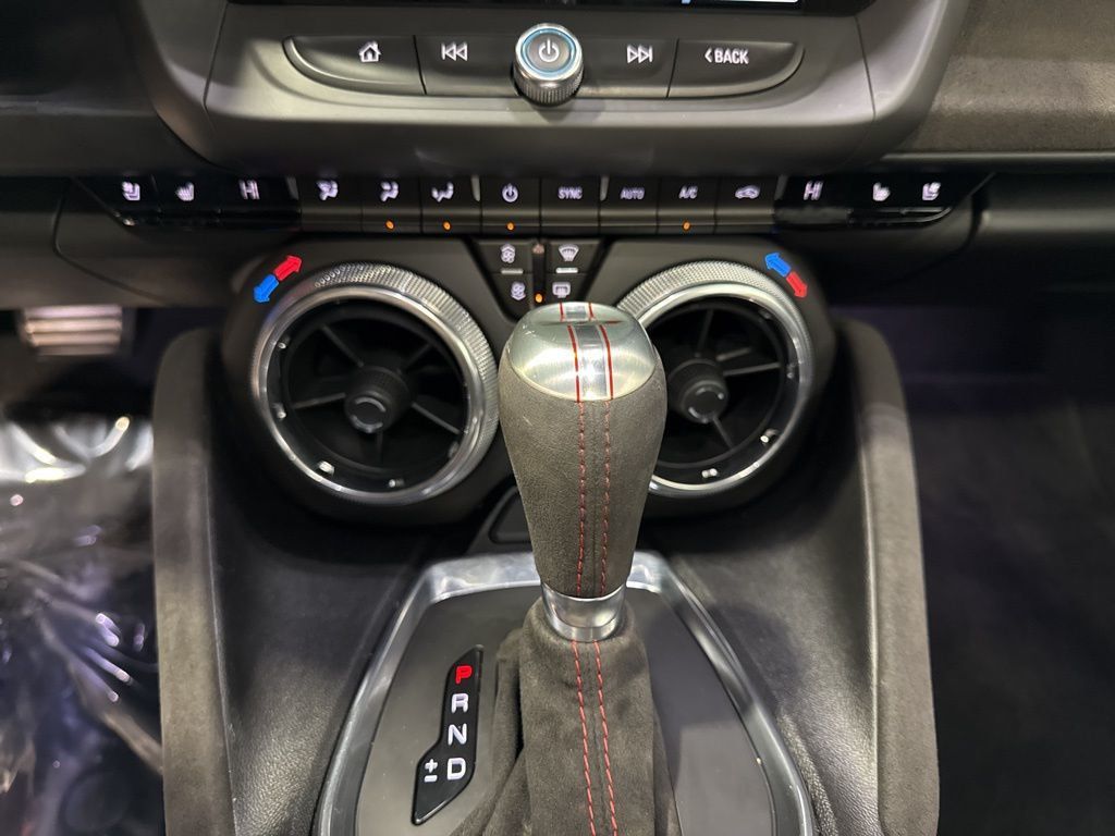 2018 Chevrolet Camaro 2dr Coupe ZL1 - 22991864 - 28