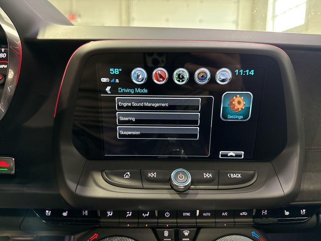 2018 Chevrolet Camaro 2dr Coupe ZL1 - 22991864 - 32