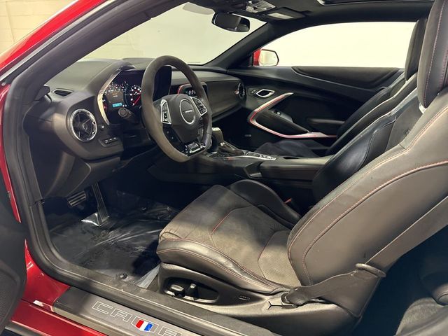 2018 Chevrolet Camaro 2dr Coupe ZL1 - 22991864 - 36