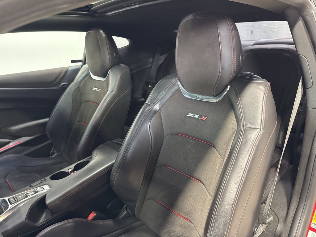 2018 Chevrolet Camaro 2dr Coupe ZL1 - 22991864 - 39