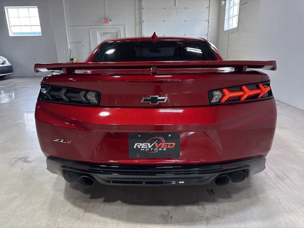 2018 Chevrolet Camaro 2dr Coupe ZL1 - 22991864 - 5
