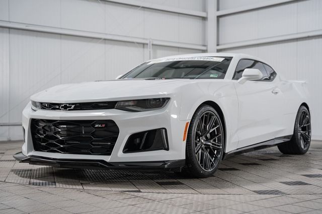 2018 Chevrolet Camaro 2dr Coupe ZL1 - 22741333 - 2