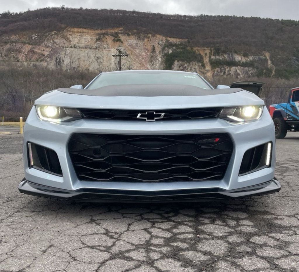 2018 Chevrolet Camaro 2dr Coupe ZL1 - 22791707 - 1