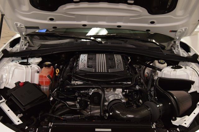 2018 Chevrolet Camaro 2dr Coupe ZL1 - 22885935 - 28