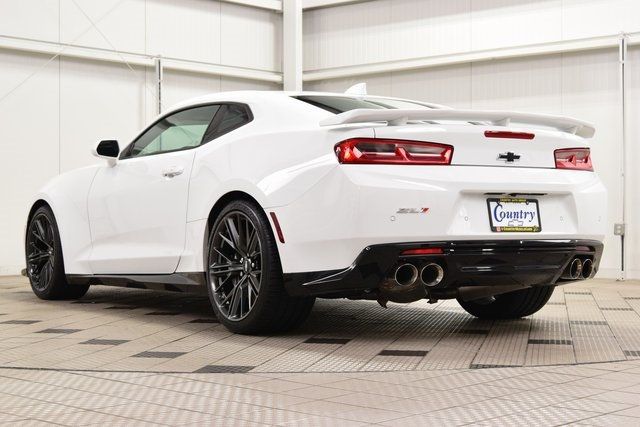 2018 Chevrolet Camaro 2dr Coupe ZL1 - 22885935 - 5