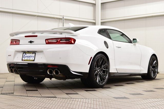 2018 Chevrolet Camaro 2dr Coupe ZL1 - 22885935 - 7