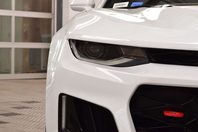 2018 Chevrolet Camaro 2dr Coupe ZL1 - 23004152 - 11