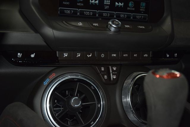 2018 Chevrolet Camaro 2dr Coupe ZL1 - 23004152 - 38