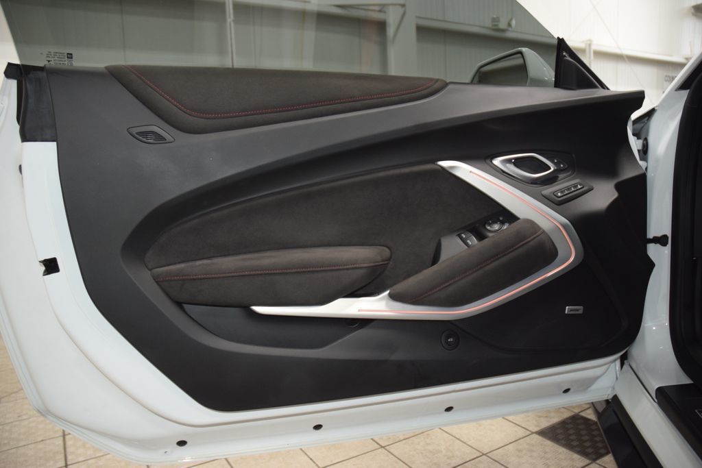 2018 Chevrolet Camaro 2dr Coupe ZL1 - 23004152 - 47