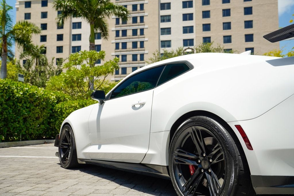 2018 Chevrolet Camaro Coupe ZL1 photo 28
