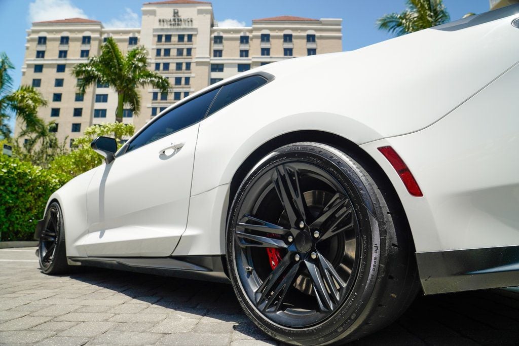 2018 Chevrolet Camaro Coupe ZL1 photo 31