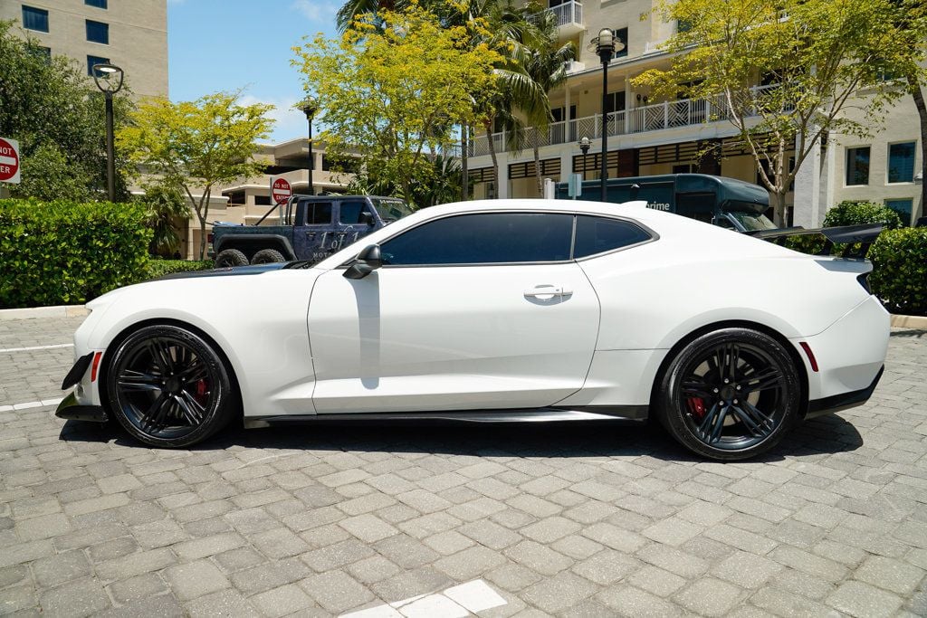 2018 Chevrolet Camaro Coupe ZL1 photo 34